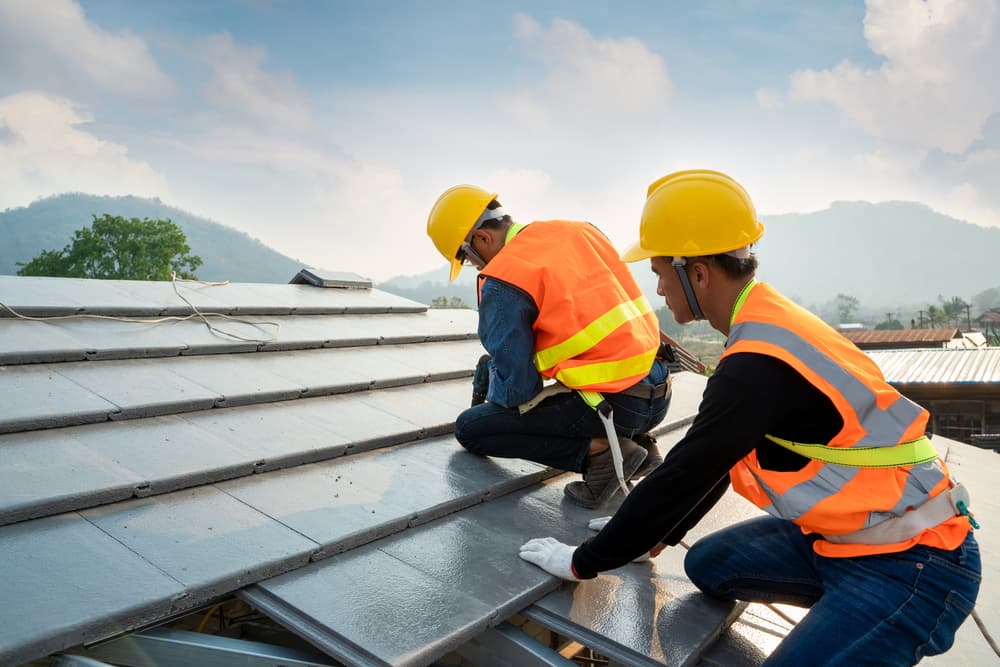 roof repair in Carbondale KS